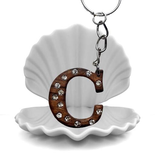 جاسوییچی نگین دار خاص چوب گردو(کاملادستساز)طرح حرف(C)حروف انگلیسی